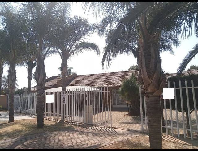 3 BEDROOM HOUSE FOR SALE IN RANDPOORT